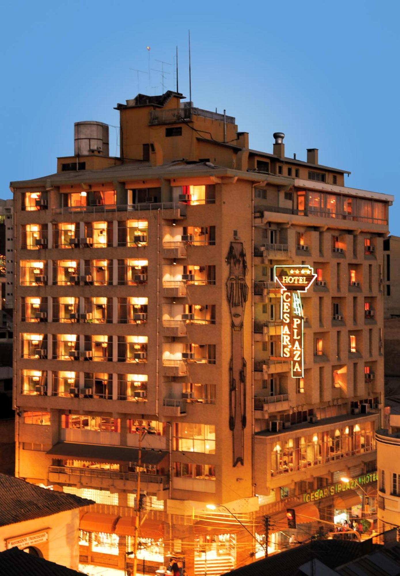 Cesar'S Plaza Hotel Кочабамба Экстерьер фото